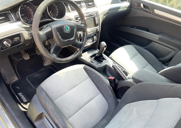 Skoda Superb cena 22900 przebieg: 274000, rok produkcji 2010 z Elbląg małe 211